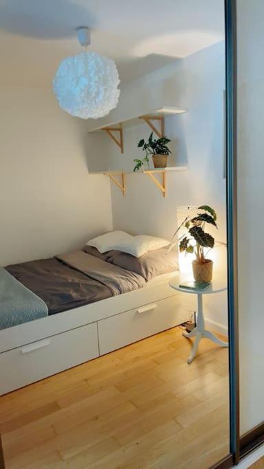 Comfortable Apartment In Warsaw Bielany エクステリア 写真